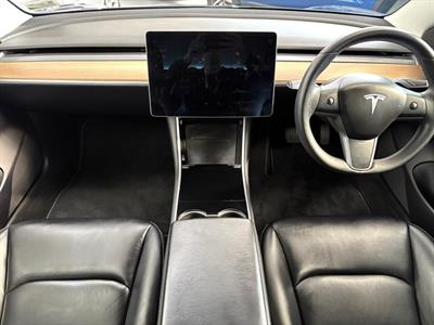 2019 Tesla Model 3 - Thumbnail
