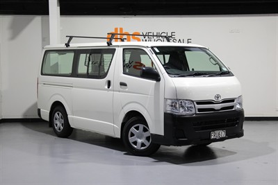 2010 Toyota Hiace - Thumbnail