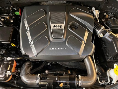 2017 Jeep Grand Cherokee - Thumbnail